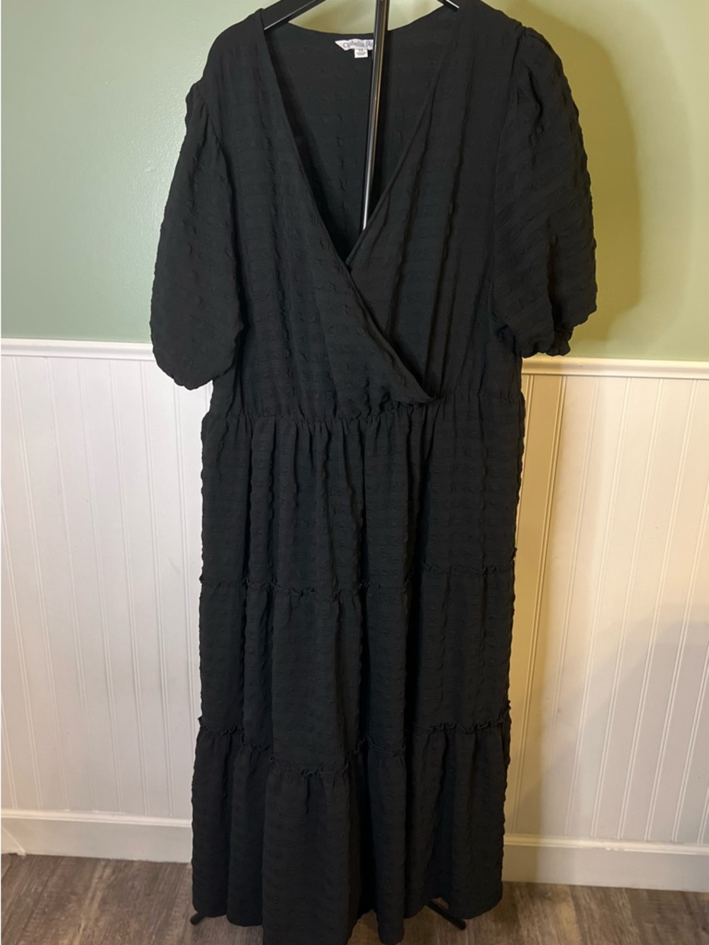 Ophelia Roe Black Tiered Maxi Dress with Surplice Neckline & Puff Sleeves Sz 1X